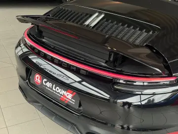 PORSCHE 992 GTS Cabrio  Matrix ACC S.AGA Lift Garantie