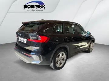 BMW iX1 eDrive20 Elektro Adap.LED Head-Up RFK Shz.