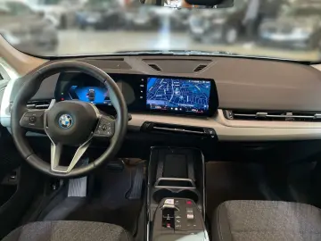 BMW iX1 eDrive20 Elektro Adap.LED Head-Up RFK Shz.