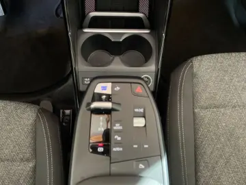 BMW iX1 eDrive20 Elektro Adap.LED Head-Up RFK Shz.