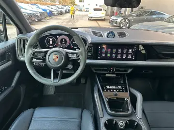 PORSCHE Cayenne III E-Hybrid Aut.   AHK   Pano   Head Up
