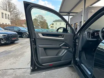 PORSCHE Cayenne III E-Hybrid Aut.   AHK   Pano   Head Up