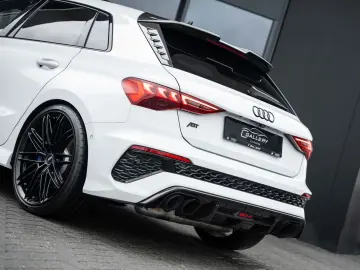 AUDI RS3 Sportback 2.5 TFSI quattro - ABT RS3-R 1 200