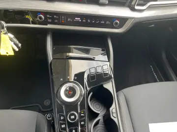 KIA SPORTAGE 1.6 DCT VISION NAVI LED GANZJAHRESREIFE