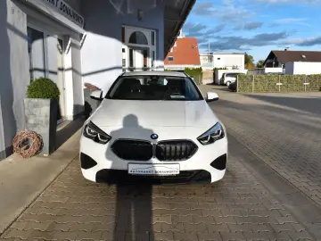 BMW 218i Gran Coupe Aut. Advantage Navi Sitzhzg LED