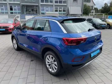 VW T-Roc 1.5 TSI Navi  LED ACC IQ drive digitales C