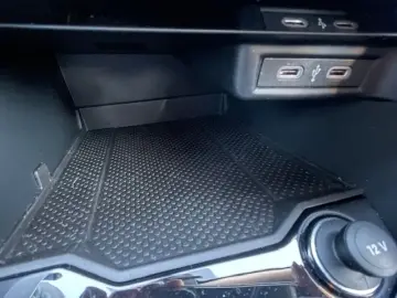 VW T-Roc 1.5 TSI Navi  LED ACC IQ drive digitales C