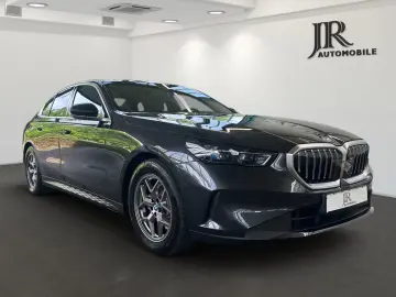 BMW 520 d xDrive Lim.  Standh.  Panorama-Schiebedach