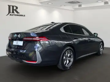 BMW 520 d xDrive Lim.  Standh.  Panorama-Schiebedach