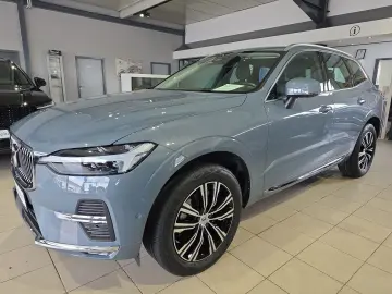 VOLVO XC60 B5 Inscription ACC Sitzklima 360  Pano LED