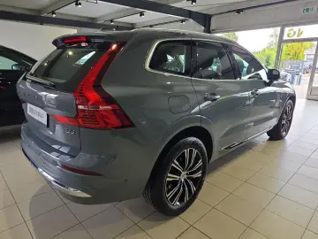 VOLVO XC60 B5 Inscription ACC Sitzklima 360  Pano LED
