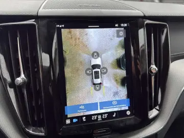 VOLVO XC 60 B5 AWD Ultimate Bright RFK 360 Grad