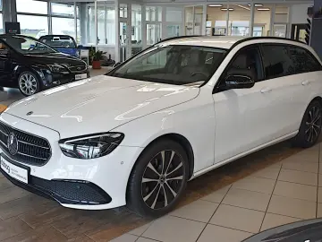 MERCEDES-BENZ E 300 e T 9G-TRONIC Exclusive