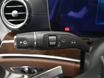 MERCEDES-BENZ E 300 e T 9G-TRONIC Exclusive