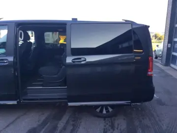 MERCEDES-BENZ EQV 300 L 3xKlima ACC AUT DynLicht Fac…