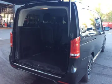 MERCEDES-BENZ EQV 300 L 3xKlima ACC AUT DynLicht Fac…
