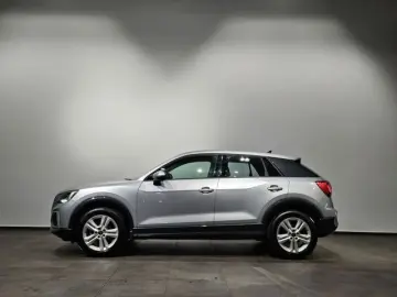 AUDI Q2 35 TFSI Virtual Kamera StandheizungSportsitze