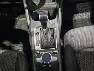 AUDI Q2 35 TFSI Virtual Kamera StandheizungSportsitze
