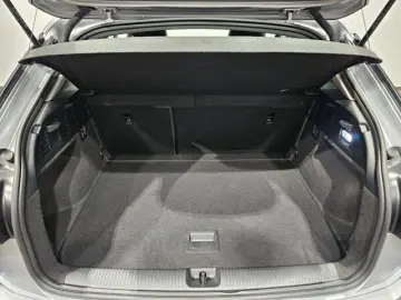 AUDI Q2 35 TFSI Virtual Kamera StandheizungSportsitze