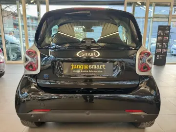 SMART fortwo EQ 22kw Bordlader Exklusiv Pano