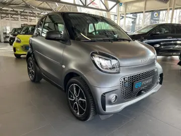 SMART EQ fortwo Exclusive 22kw Lenkradhz 4Season