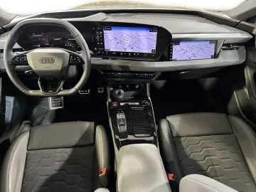 AUDI A6 Avant e-tron performance S LINE PANO HUD B&O