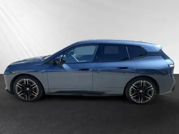 BMW iX M70 Inkl. € 1.190 Zubehörbonus xDrive Lr. 989