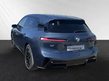 BMW iX M70 Inkl. € 1.190 Zubehörbonus xDrive Lr. 989