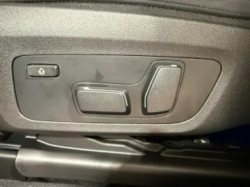 BMW X4 M40i AHK ACC RFK Pano HUD HK Laser eSitze 21