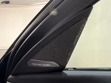 BMW X4 M40i AHK ACC RFK Pano HUD HK Laser eSitze 21
