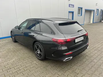 MERCEDES-BENZ E 200 T  9G 48V AMG-LINE MBUX KAMERA K…