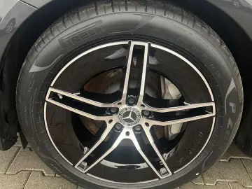 MERCEDES-BENZ E 200 T  9G 48V AMG-LINE MBUX KAMERA K…