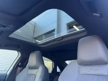 AUDI RS3 Limousine quattro S tronic Sportabgas Pano M