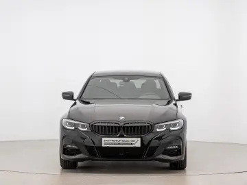 BMW 320 Baureihe 3 Lim. 320 d xDrive M Sport