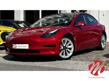 TESLA Model 3 MJ2023 Standard Range   Enhanced Autopil