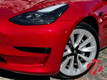 TESLA Model 3 MJ2023 Standard Range   Enhanced Autopil
