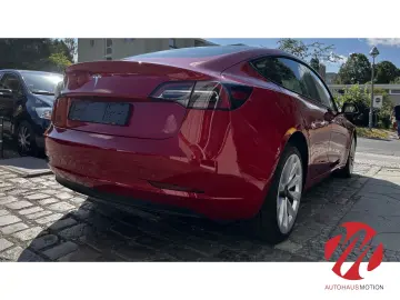 TESLA Model 3 MJ2023 Standard Range   Enhanced Autopil