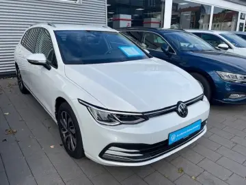 VW Golf Variant 1.5 TSI Active  Navi digitales Cock