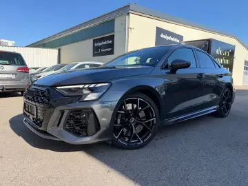 AUDI RS3 RS 3 Lim. 2.5 TFSI quattro  1.HAND