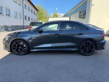 AUDI RS3 RS 3 Lim. 2.5 TFSI quattro  1.HAND