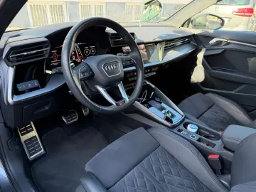 AUDI RS3 RS 3 Lim. 2.5 TFSI quattro  1.HAND