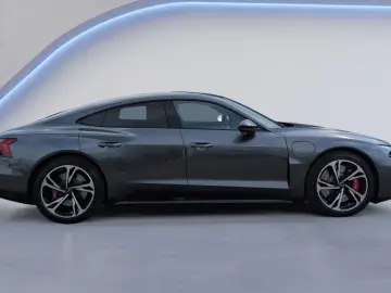 AUDI RS e-tron GT  KAMERA PANO LUFT WÄRMEPUMPE