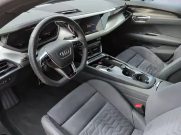 AUDI RS e-tron GT  KAMERA PANO LUFT WÄRMEPUMPE