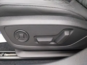 AUDI RS 3 Lim. quattro  B&O BLACKSTYLE NAVI PANO HUD
