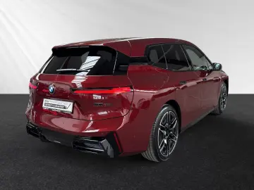 BMW iX M70 Inkl. € 1.190 Zubehörbonus