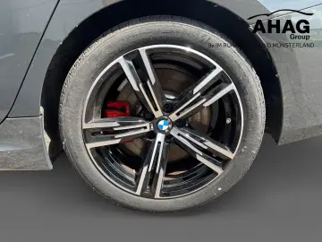 BMW 330i xDrive Tour. M Sport Pro 360  Dr.Ass. SHZ L