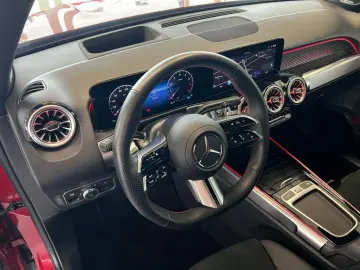 MERCEDES-BENZ GLB 250 4M AMG Line PremPlus 360 Burm …