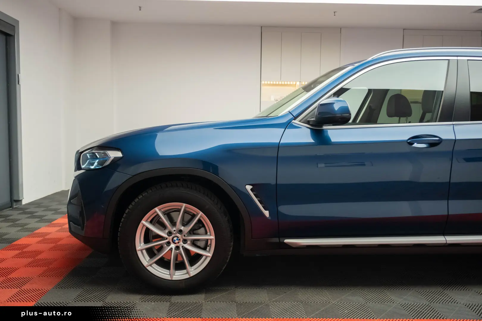 BMW X3 320i Laser  camere 360  scaune ventilate