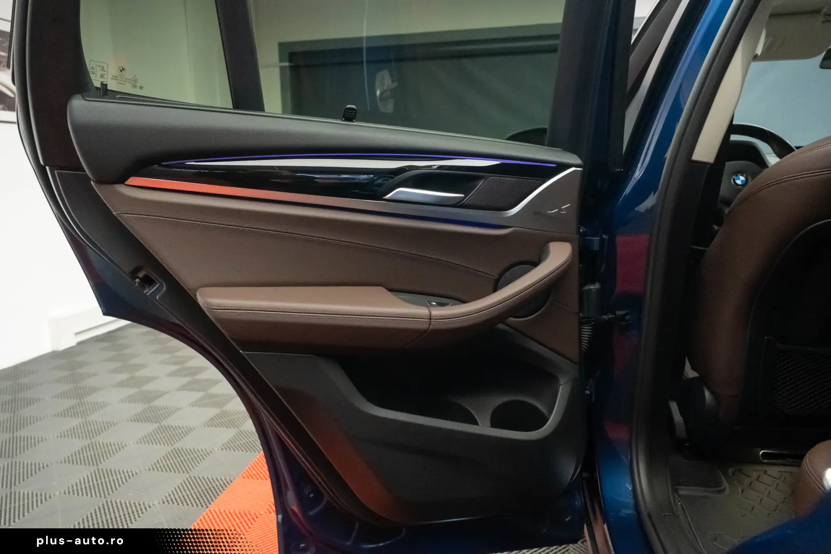 BMW X3 320i Laser  camere 360  scaune ventilate