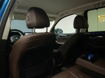 BMW X3 320i Laser  camere 360  scaune ventilate